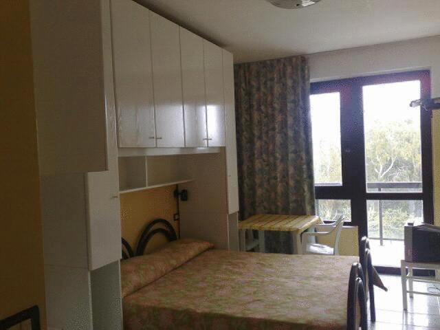 קמפומרינו Residence Nettuno מראה חיצוני תמונה